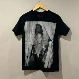 Beyoncé Tour  Concert T-Shirt - Beyoncé